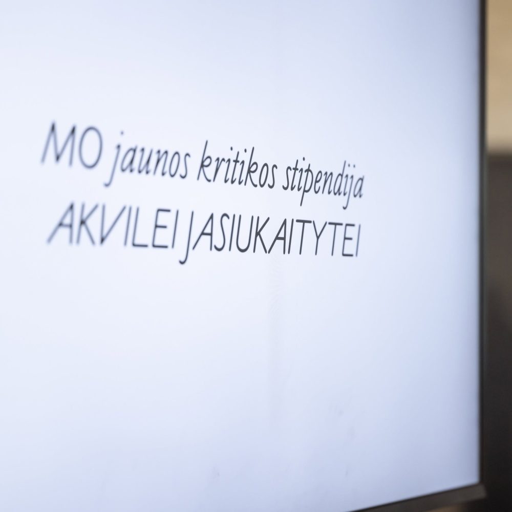 Akvilė Jasiukaitytė | Jaunos kritikos stipendija
