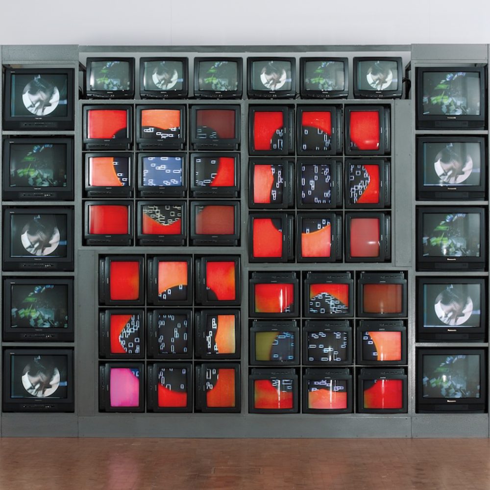 Nam June Paik kūrinys – Internet Dream | MO muziejus